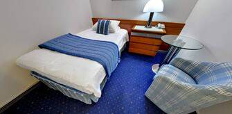 Fred Olsen Balmoral - Single Interior, N.jpg